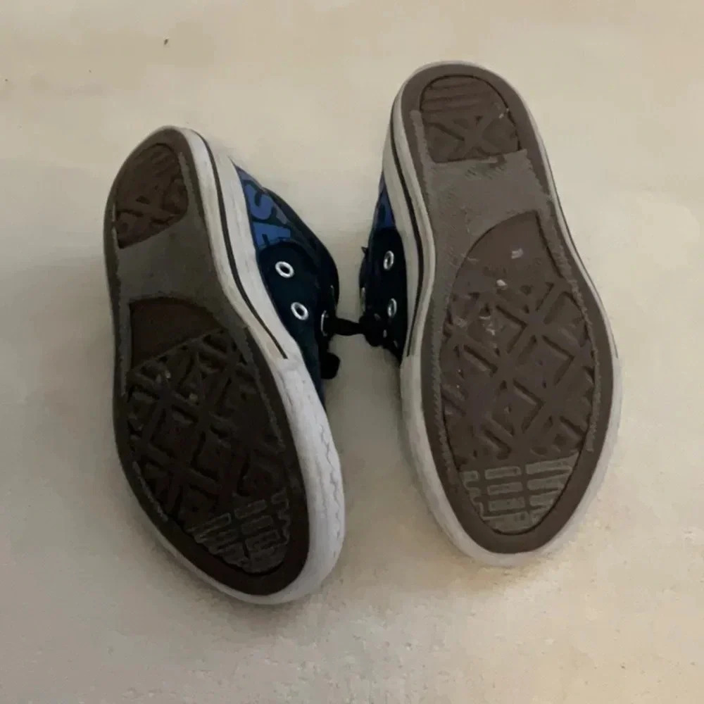 Converse - Picture 6 of 7